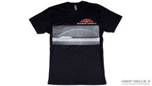 Men's T-Shirt Rainbow over the Pipeline Wave